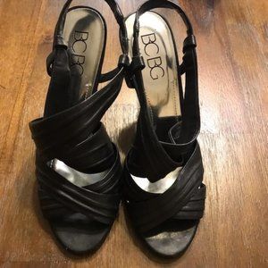 BCBG HEELS SIZE 10
